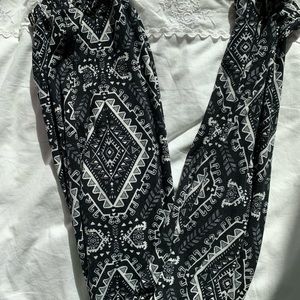 Pattern leggings